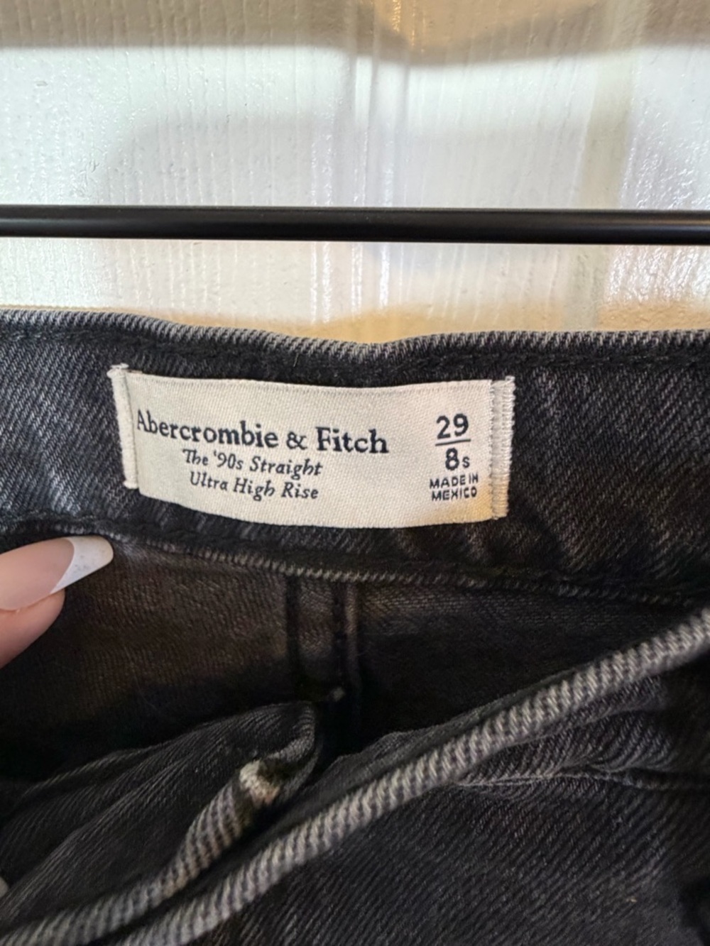 Abercrombie & Fitch The 90’s Straight Ultra High Rise Jeans Womens 29 Mom Jeans - Picture 6 of 9